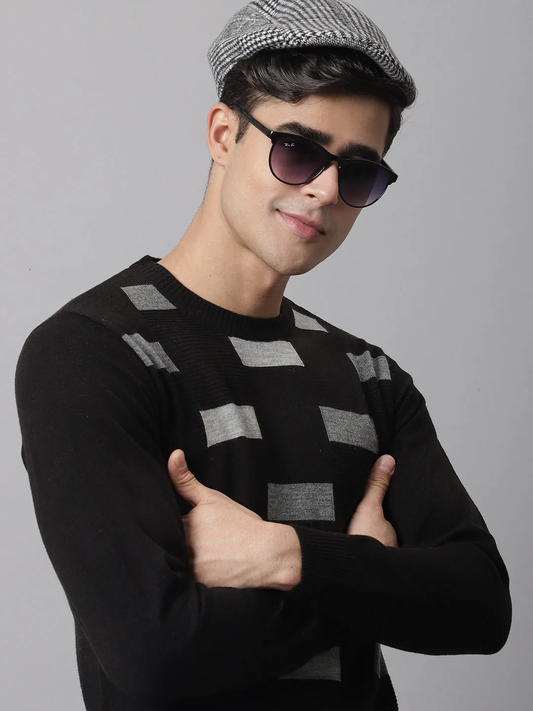 Cantabil  Black Men Sweater